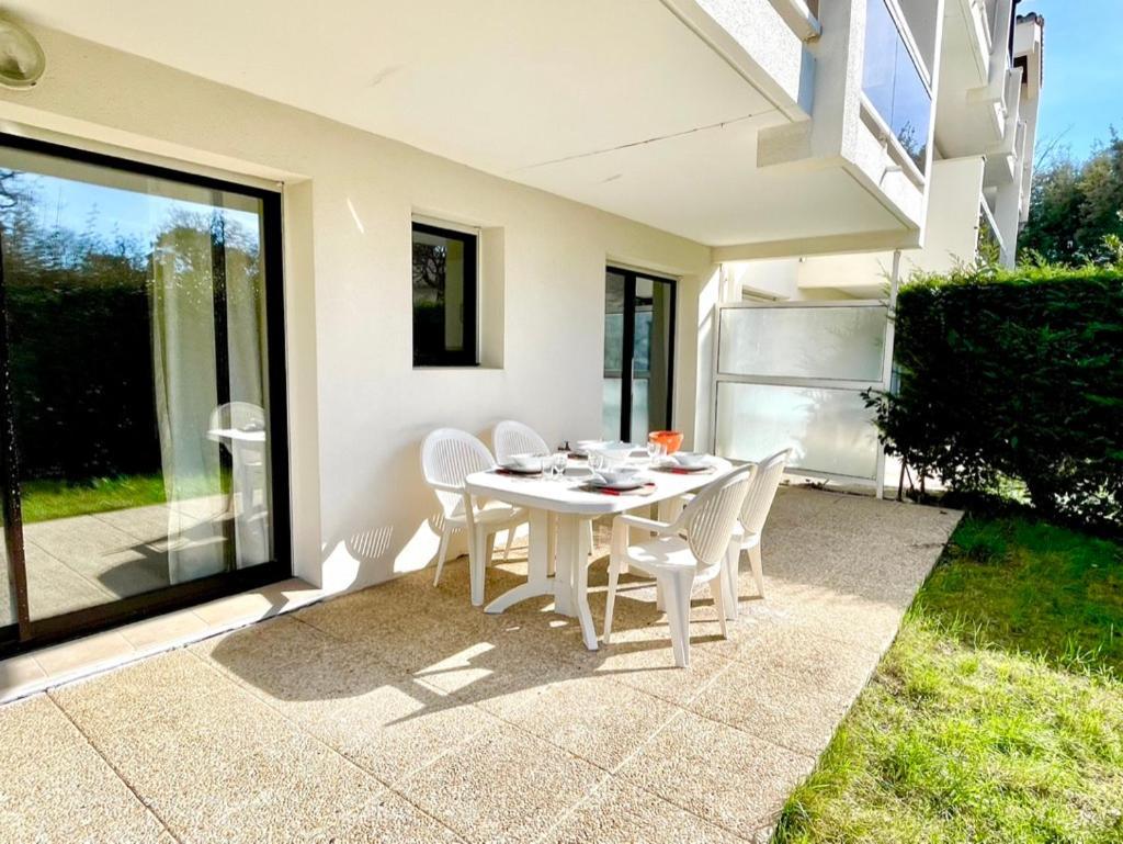 ロワイヤンCharmant Rez De Jardin - 900M Plage De Pontaillacアパートメント エクステリア 写真